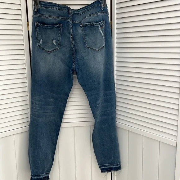 William Rast jeans - Picture 5 of 7